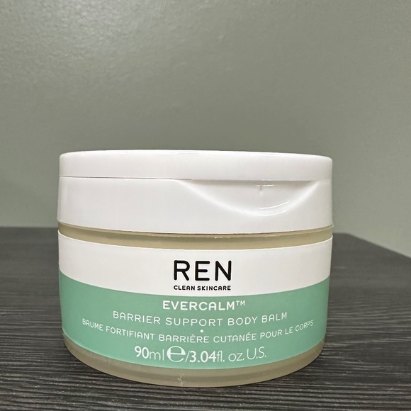 REN CLEAN SKINCARE Evercalm Barrier Support Body Balm - Picture 4 of 6